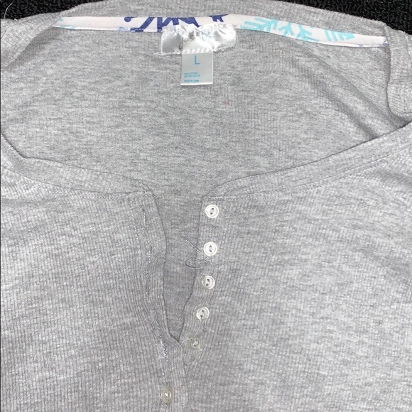 Shirt - Picture 2 of 2